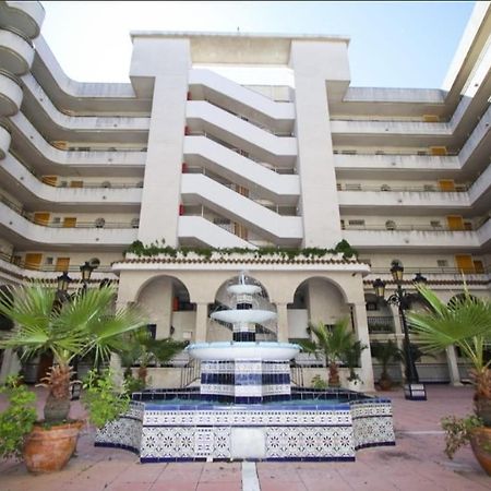 Apartamento En Salou Con 3 Piscinas Junto A Port Aventura エクステリア 写真